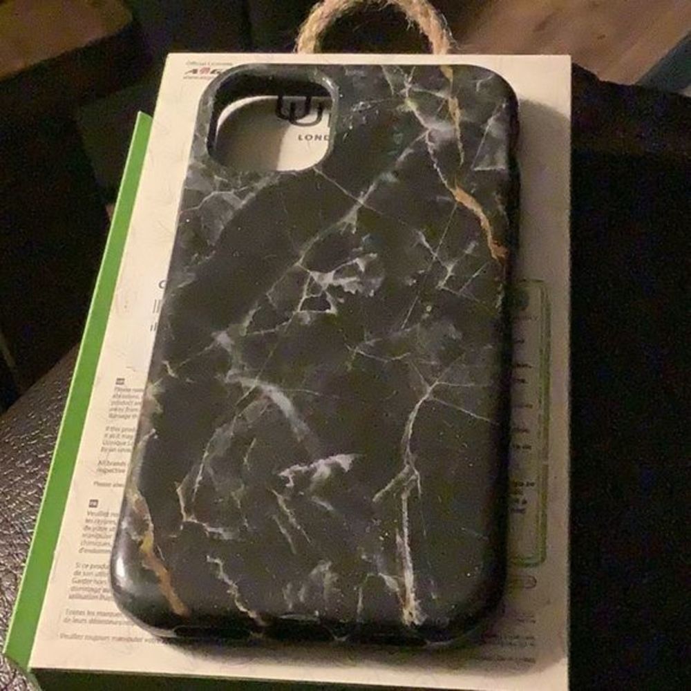 ⭐️🆓iphone 11 case